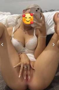 İstanbul Escort Yasemin Zevk Suyunun Akıttığı Şelale Gibi Boşaltıyor